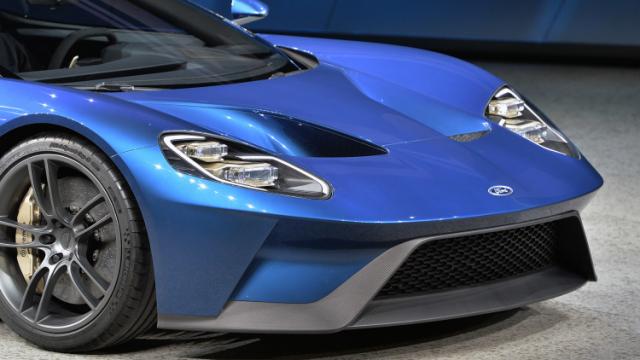12-ford-gt-concept-detroit-1 | The Outerhaven 12-ford-gt-concept-detroit-1