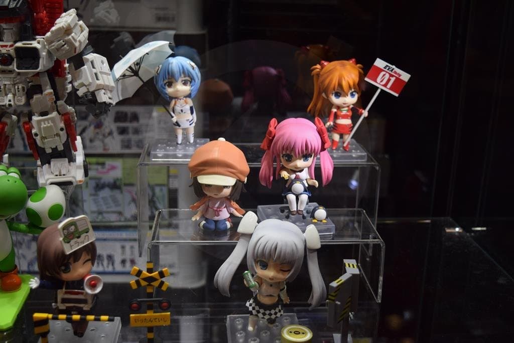 lunartoystore15 | The Outerhaven lunartoystore15