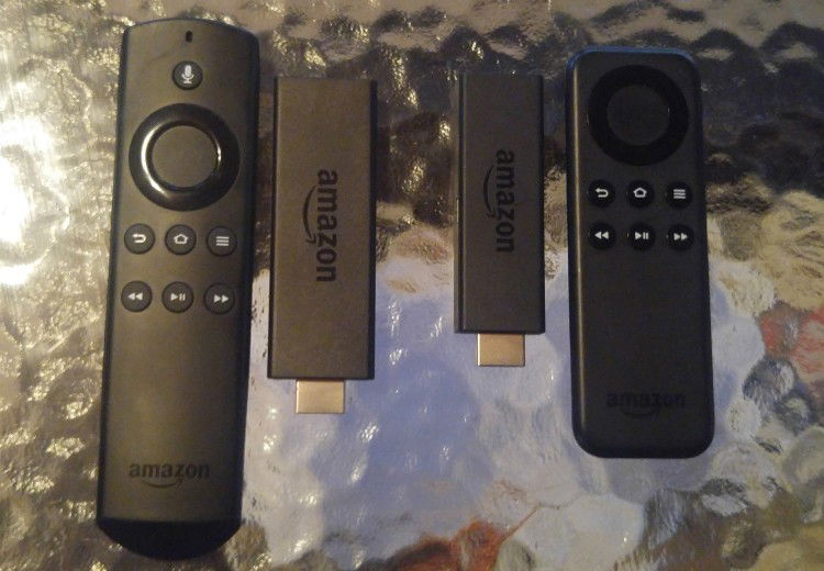 amazon-firetv-stick-comparsion-size