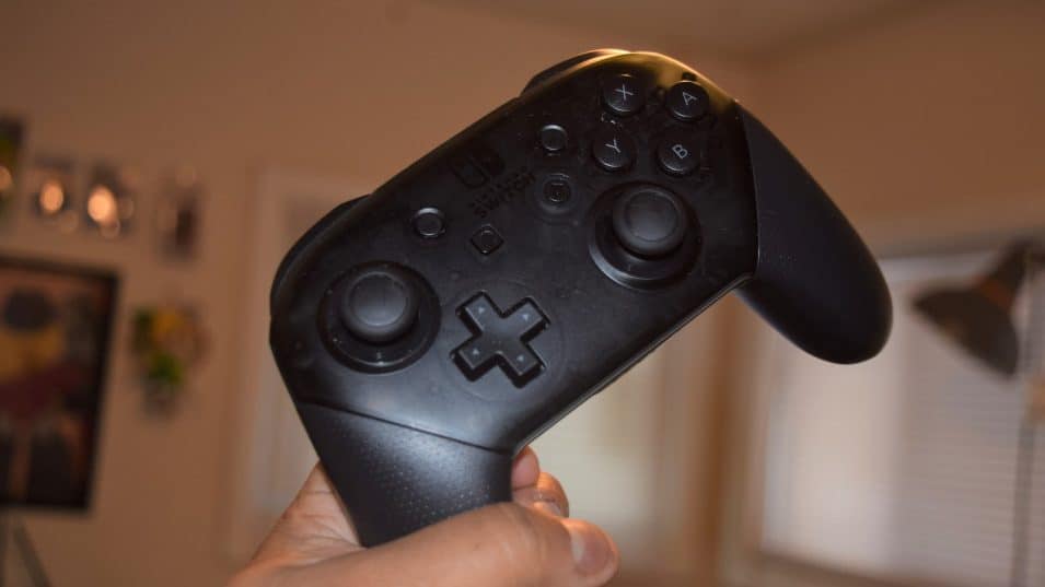 nintendo-switch-pro-controller-glamour-shot | The Outerhaven