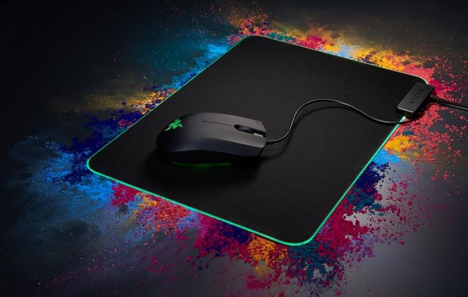 razer-goliathus-chroma-desktop-enhances-all-gaming-mice | The Outerhaven Razer