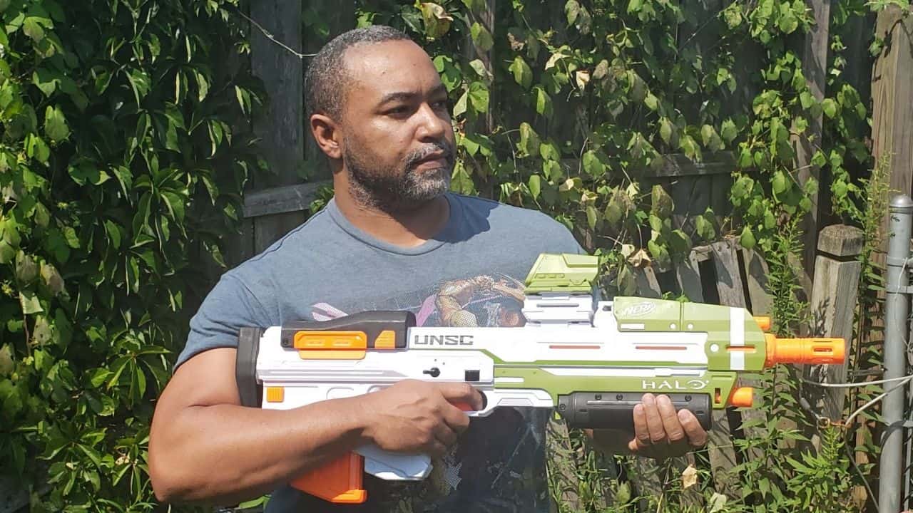 Nerf Halo Infinite MA40 Review_Glamourshot-01 | The Outerhaven Nerf Halo Infinite MA40 Review_Glamourshot-01