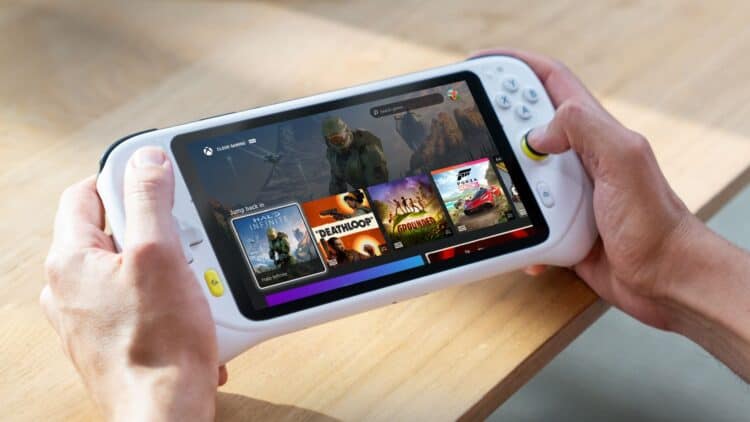 Logitech cloud gaming handheld reveal-01 | The Outerhaven Logitech cloud gaming handheld reveal-01