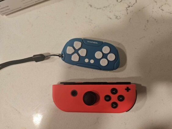 Mini controller comparison to a joycon