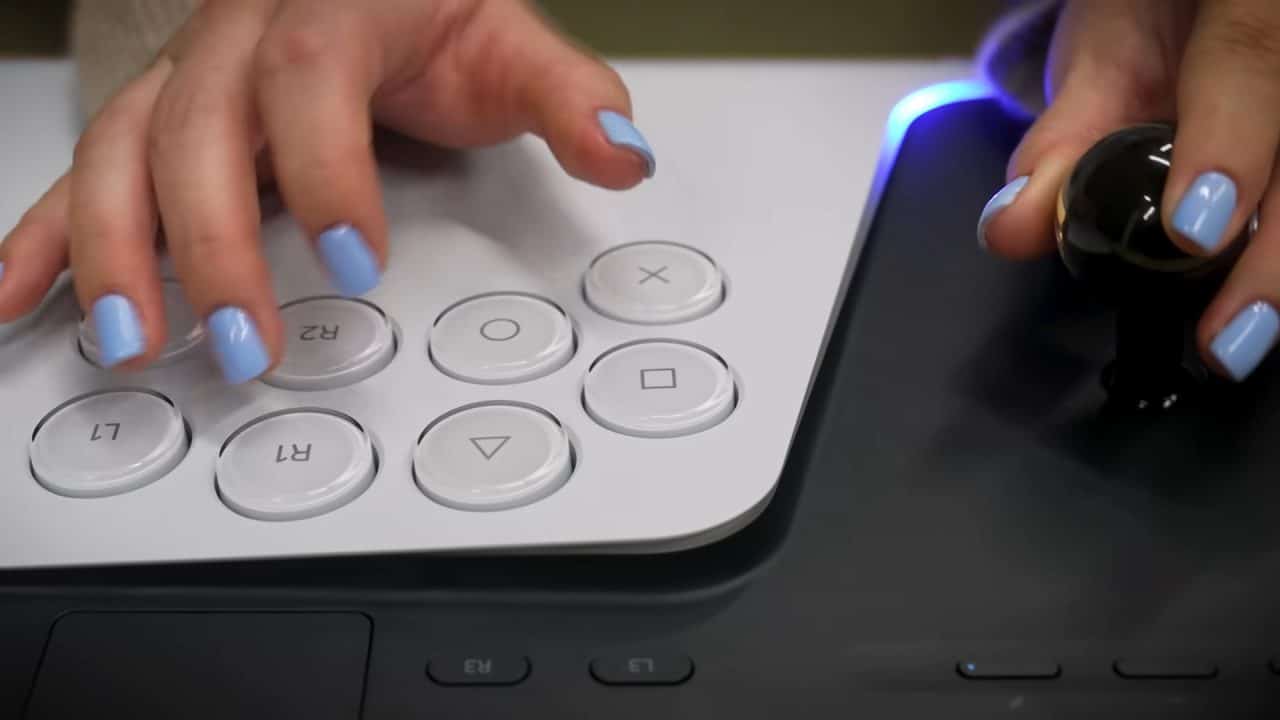 FlexStrike Wireless Fight Stick - Design Story 2-50 screenshot | The Outerhaven FlexStrike Wireless Fight Stick - Design Story 2-50 screenshot