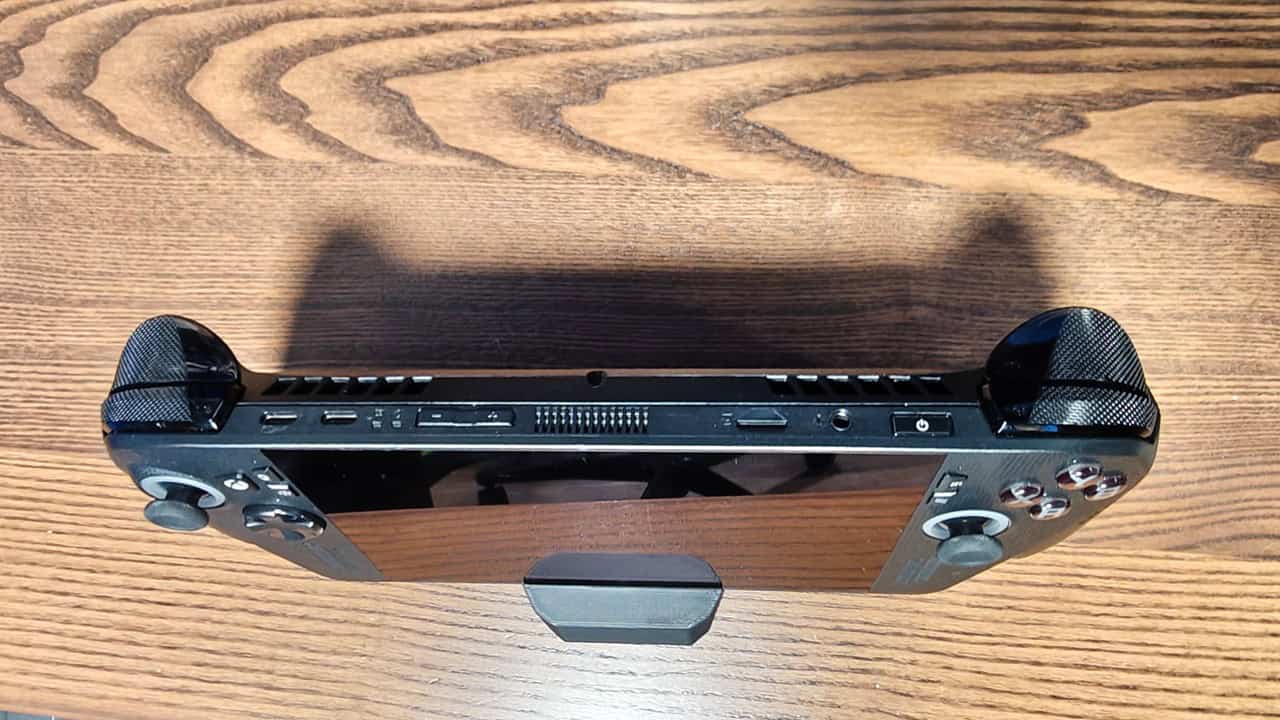 rog-xbox-ally-review14 | The Outerhaven ROG Xbox Ally X being used as a portable gaming handheld