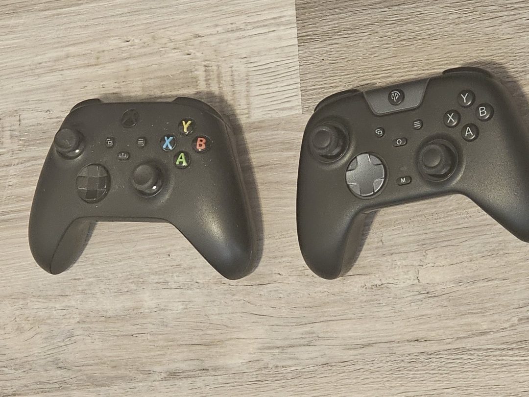 easysmx pro 4 | The Outerhaven The EasySMX X05Pro Gaming Controller side by side with an Xbox Series Controller
